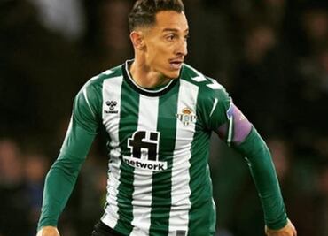 Andrés Guardado se despide de la Europa League; Manchester United golea en el global al Betis