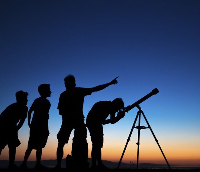 Desde Luna de Fresa hasta Solsticio de Verano; los eventos astronómicos de junio 2025