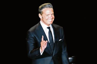Luis Miguel no cantará el himno en pelea de Canelo