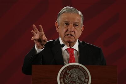 Rechaza AMLO intervención en casos de madre de Lozoya y Romero Deschamps