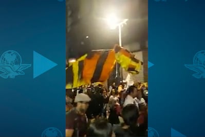 Pese a la victoria, sueltan y pasean al tigre de AMLO