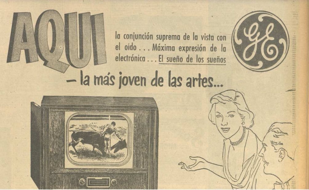 La llegada de la televisión a México fue calificada como una maravilla, como "el sueño de los sueños".
Hemeroteca EL UNIVERSAL.