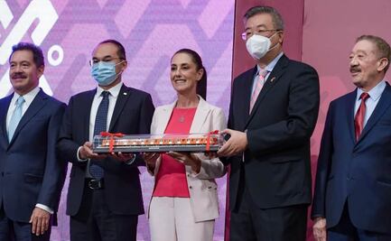 Dan banderazo de salida a nuevo tren de origen chino para la Línea 1 del Metro