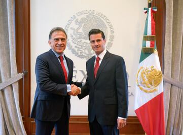 Acuerdan Peña Nieto y Yunes atender crisis en Veracruz