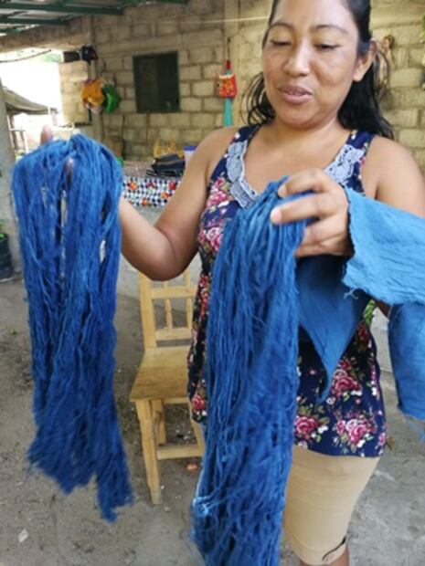 Los últimos guardianes que conservan el azul añil en Oaxaca