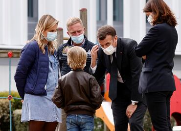 Macron anuncia ayuda sicológica gratis para niños de Francia durante la pandemia