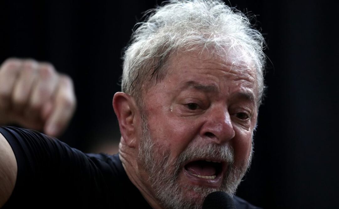 El líder del Partido de los Trabajadores (PT) fue condenado en primera instancia por el juez Sergio Moro a nueve años de prisión por corrupción pasiva y lavado de dinero, (Foto: EFE)