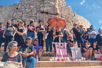Activistas de Yucatán se manifiestan contra feminicidios
