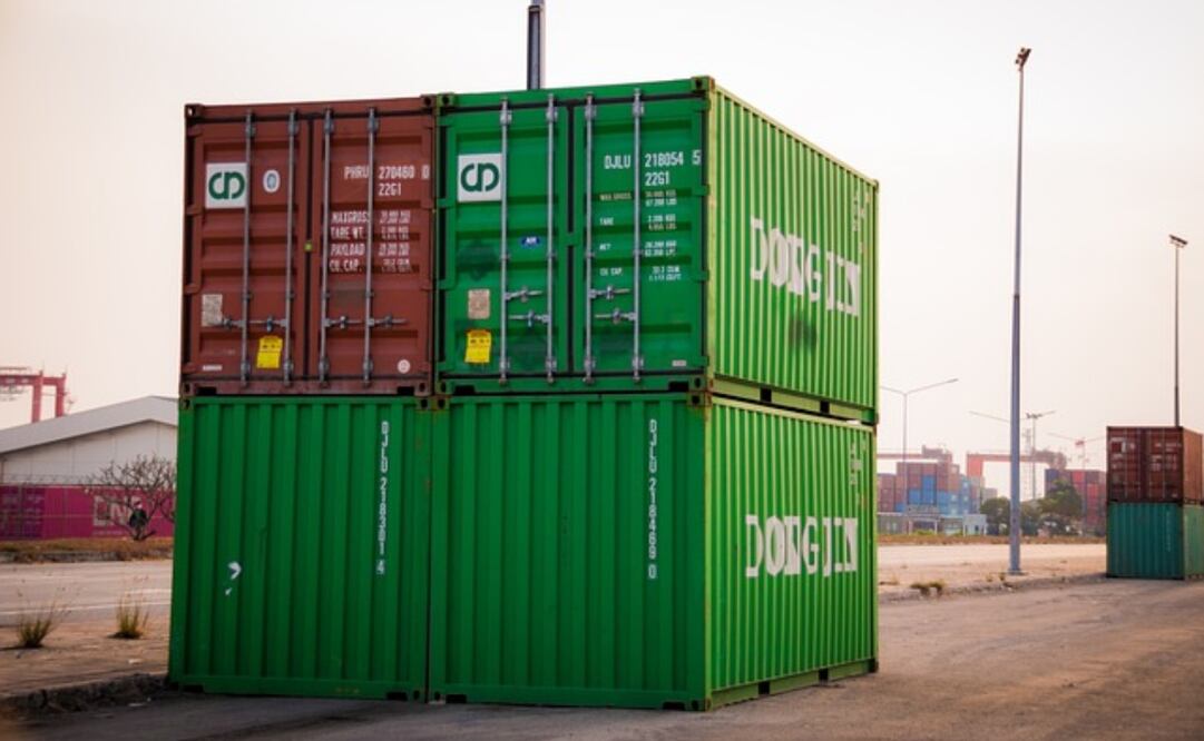 La mercancía china es transportada en contenedores y por barco hasta México. Foto: Pixabay