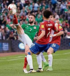 Miguel Layún pide sacar puntos de Puerto España