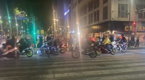 Entre "rugidos" de motos y disfraces, cientos de motociclistas invaden calles de la CDMX con la "Rodada del terror" 2023