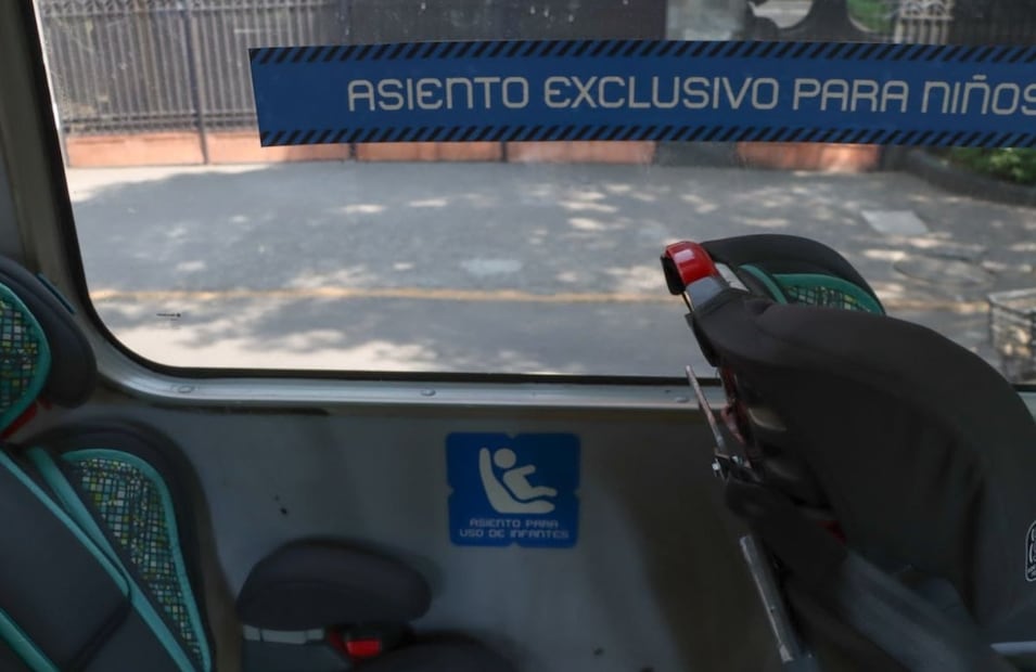 El objetivo es brindar mayor seguridad a los infantes que viajan en compañía de mujeres y propiciar viajes más cómodos y accesible FOTO: Especial 