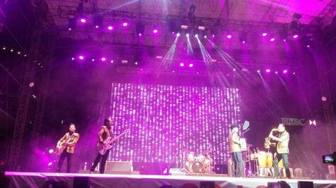 Arranca concierto de Los Tigres del Norte en el Ángel
