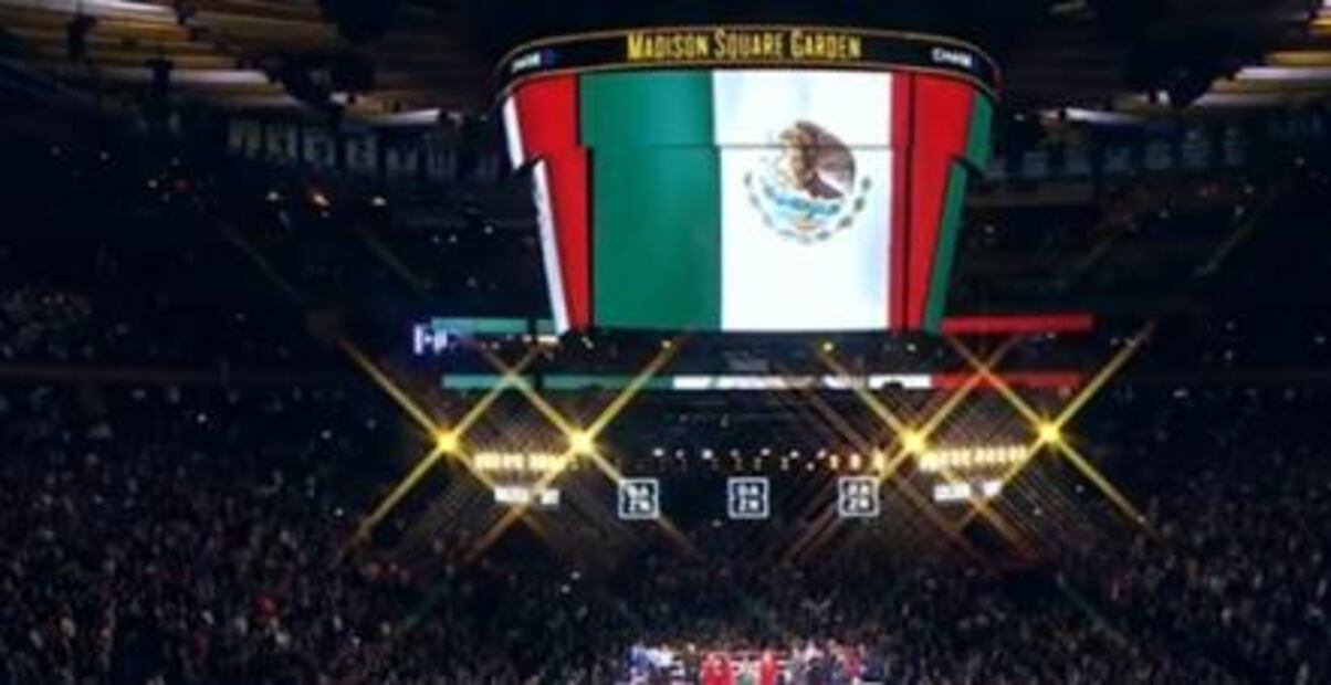 Así entonó el himno Edith Márquez en la pelea del “Canelo” vs Rocky Fielding