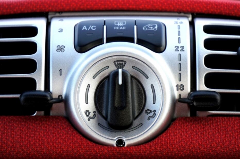Descubre cómo funciona el aire acondicionado de tu auto 