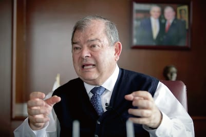 Dan nuevo revés a Elías Azar