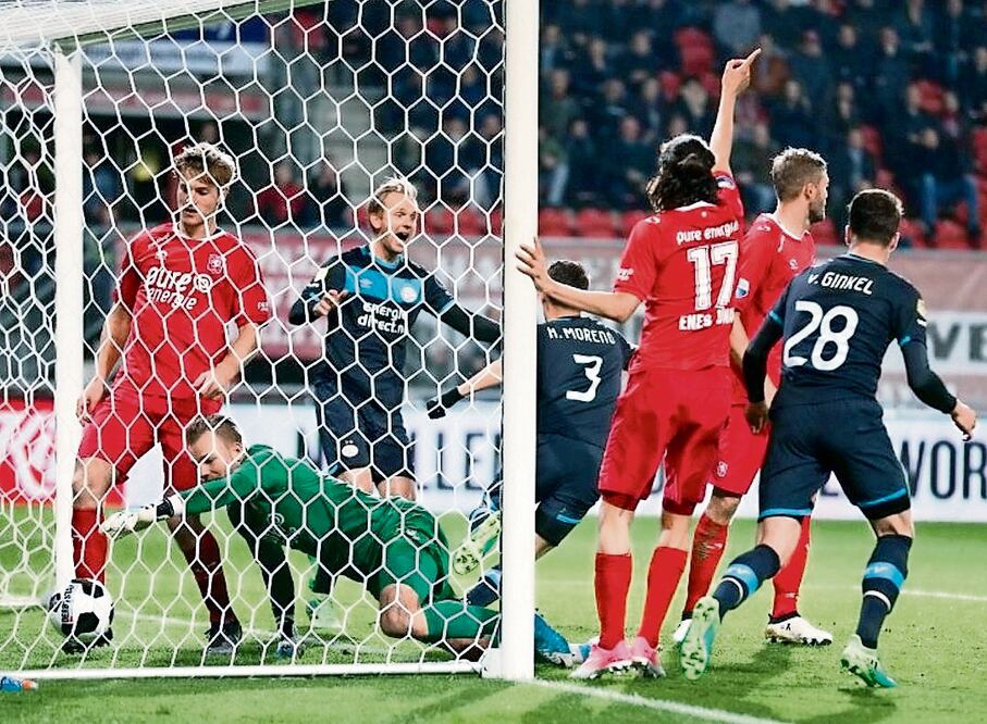 PSV empató al 17 (PSV.COM)