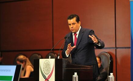 Quieren líderes parlamentarios suprimir visado entre México y Rusia