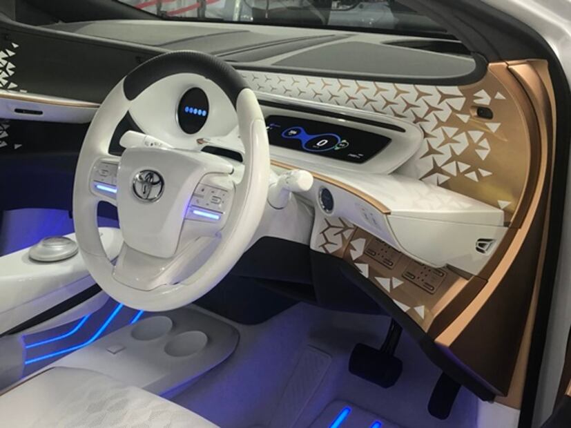 Toyota presenta el auto oficial de los Juegos Olímpicos de Tokio 2020