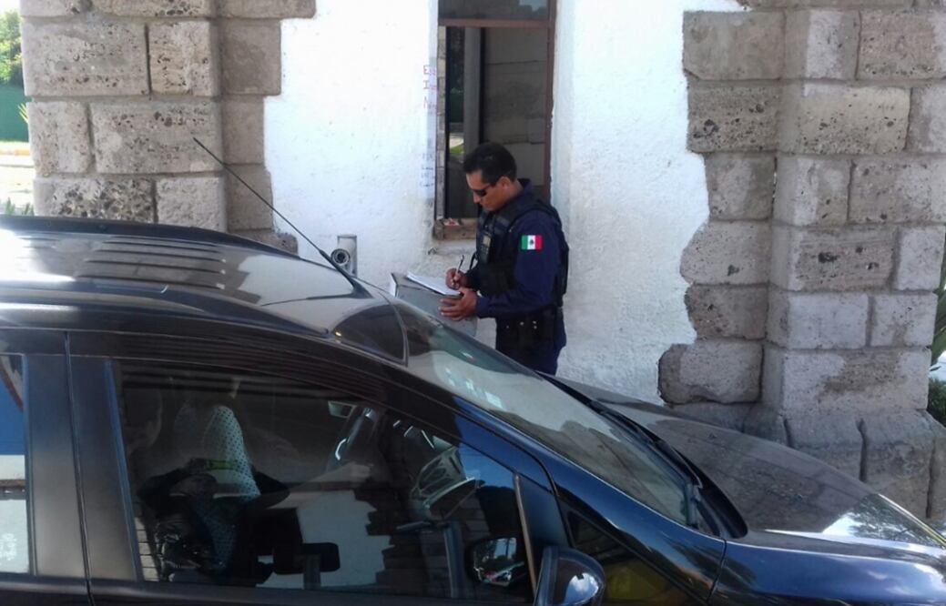 Detienen a personal de seguridad privada en Atizapán