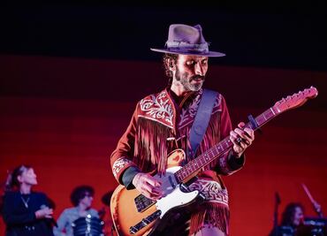 Leiva se considera mexicano y feminista