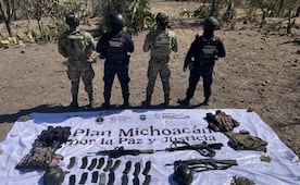 Tras ataque armado, Semar decomisa drogas, vehículos y armas en Arteaga, Michoacán; agresores huyeron