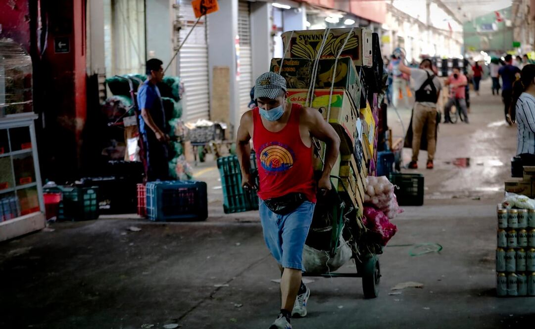 La medida fue tomada por el flujo de personas que se espera el lunes, cuando comience la reactivación en cinco sectores económicos. Foto: Archivo / EL UNIVERSAL