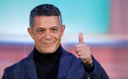 Alejandro Sanz ofrece un concierto sorpresa desde el puente "Corazón Partío"