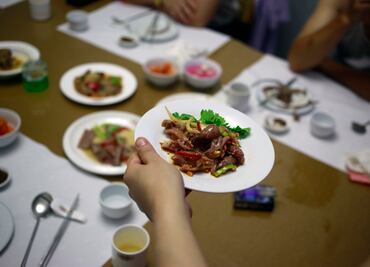 Comer carne de perro, el 'remedio' en Norcorea para combatir el calor