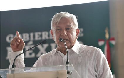 Pide AMLO a maestros en Michoacán no ser rebeldes sin causa
