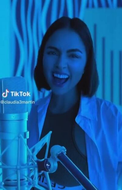 Claudia Martín canta tema de Shakira: ¿Dedicado a Andrés Tovar y Maite Perroni?