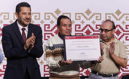 Gobierno de CDMX entrega reconocimiento a familia de creador de alebrijes