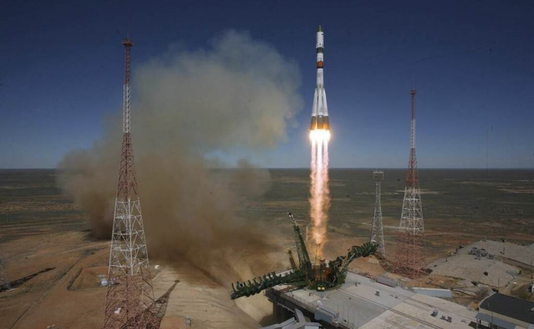 El CCVE anunció que continuará tratando de establecer una comunicación con la Progress que permita darle ordenes, ya que de conseguirlo se podría controlar hasta cierto punto su caída. Foto: EFE / ROSCOSMOS