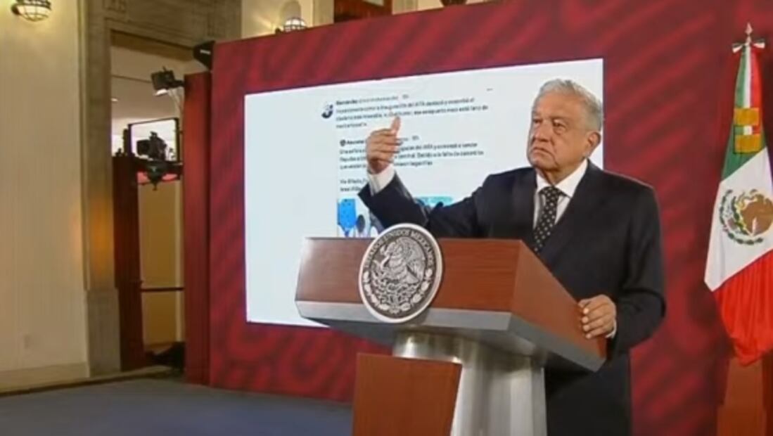 Azucena Uresti pide a AMLO que explique "el clasismo" por solo informar de la venta de tlayudas en el AIFA