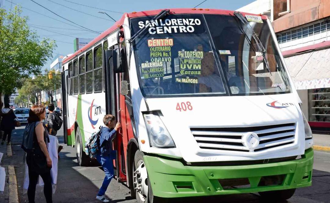 Transporte público en el Edomex. Foto: Arturo Hernández / EL UNIVERSAL