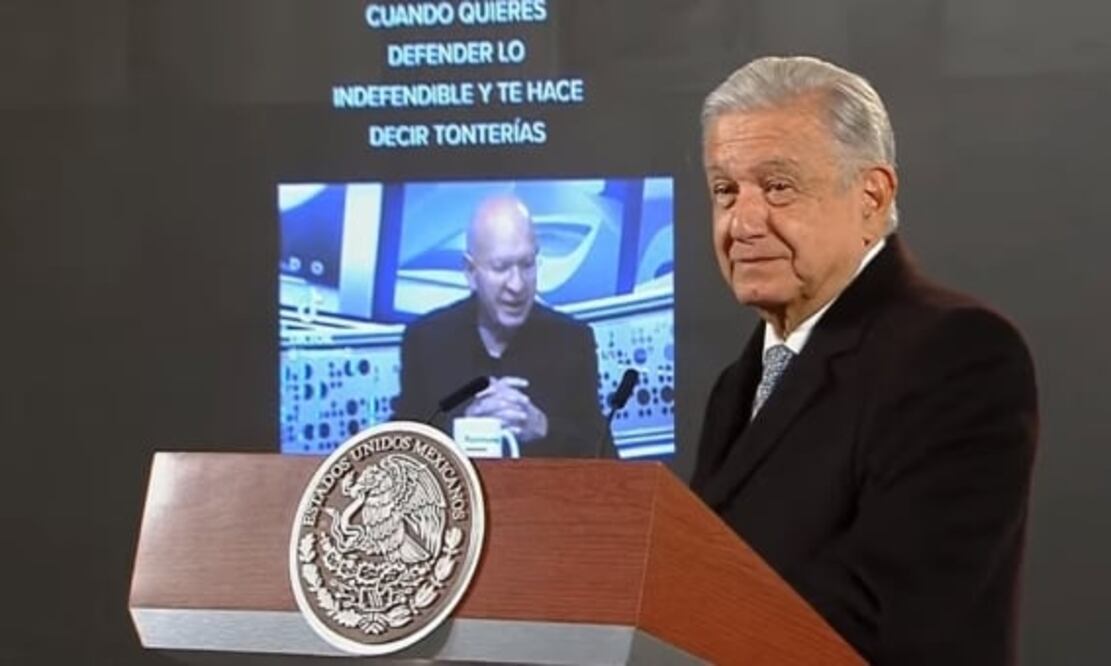 La mañanera de AMLO donde el exmandatario habla sobre el periodista Raymundo Riva Palacio. Foto: Captura de pantalla