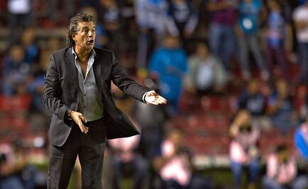 Rubén Omar Romano, con pie y medio en América 