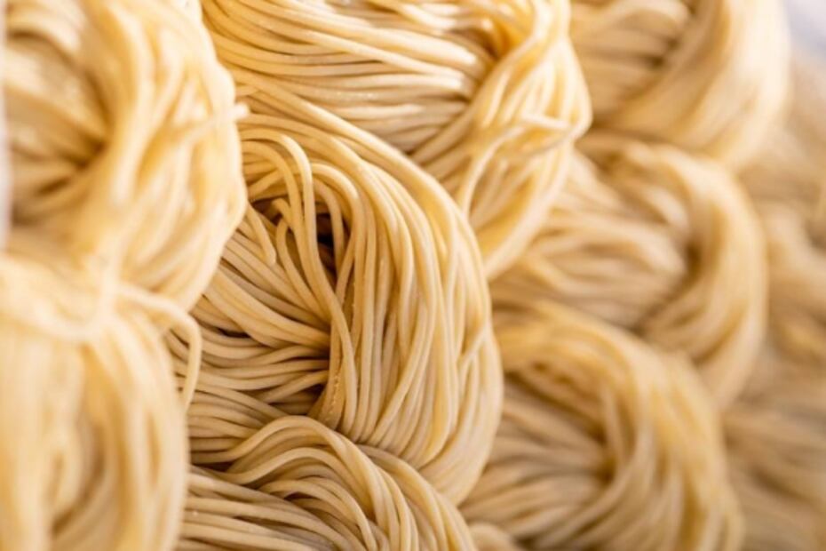 Así nació la hamburguesa de ramen, ¿Se te antoja?