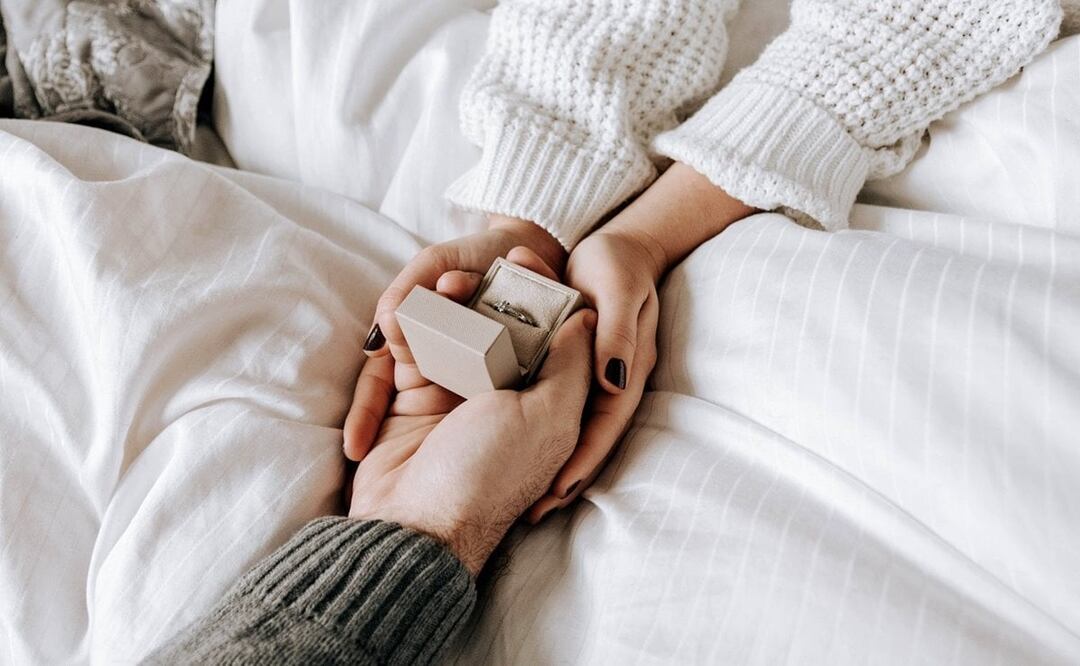 La elección del anillo de compromiso es un momento especial en la vida de la relación / Foto: Pexels