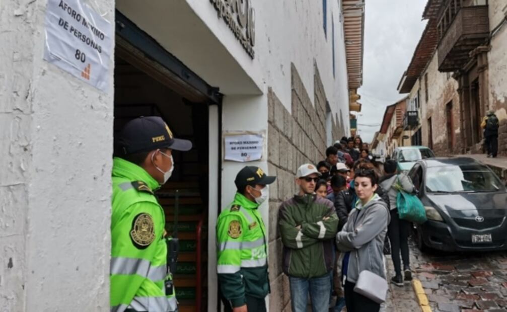 Cierre de fronteras por coronavirus deja varados a mexicanos en Perú