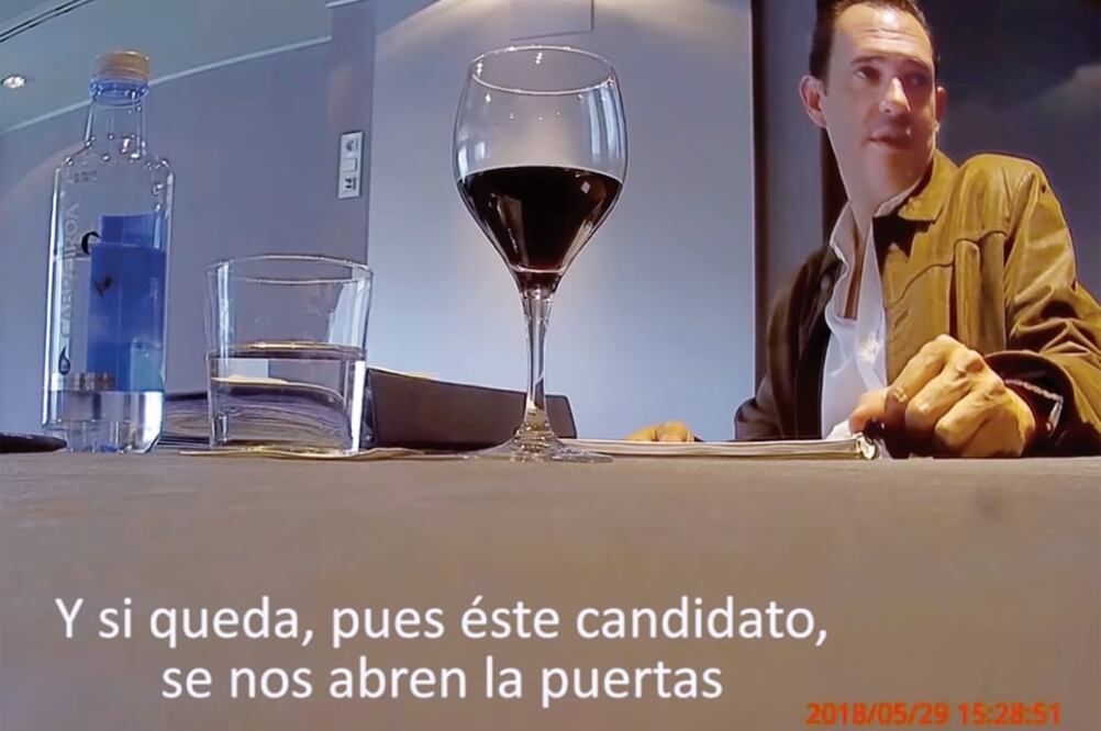 En un video, Juan Barreiro es exhibido en una conversación con una empresaria argentina en la que describe el movimiento de recursos. (ESPECIAL)