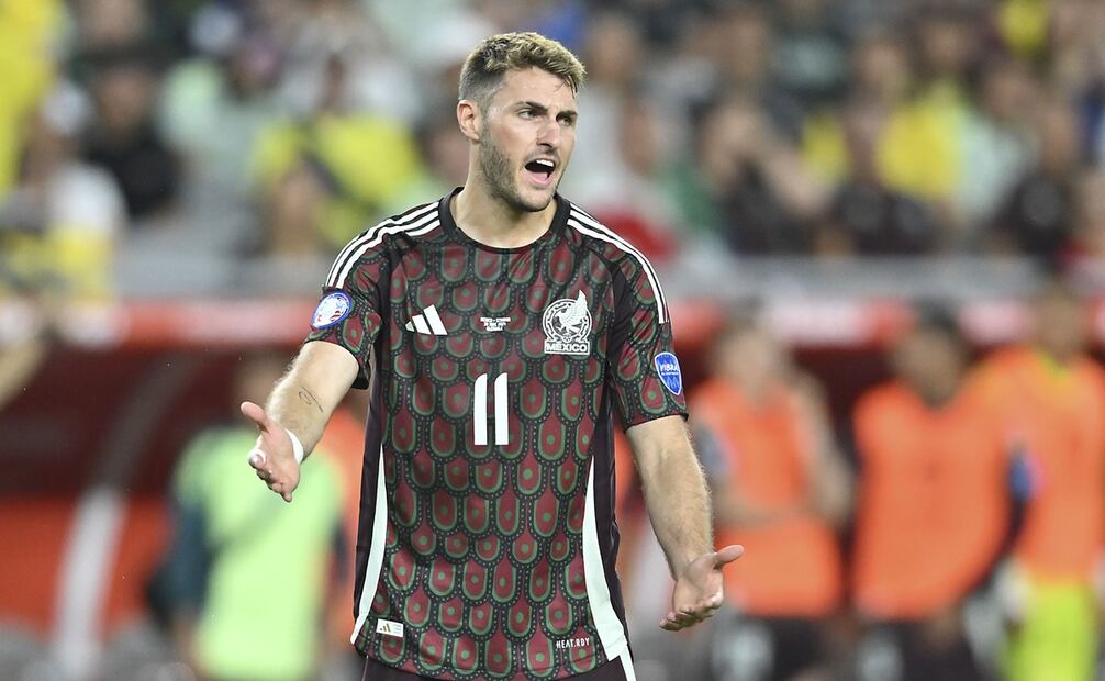 Santiago Giménez manda emotivo mensaje tras la eliminación de México en la Copa América FOTO: IMAGO7