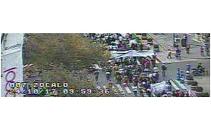 Manifestantes complican circulación en Centro Histórico