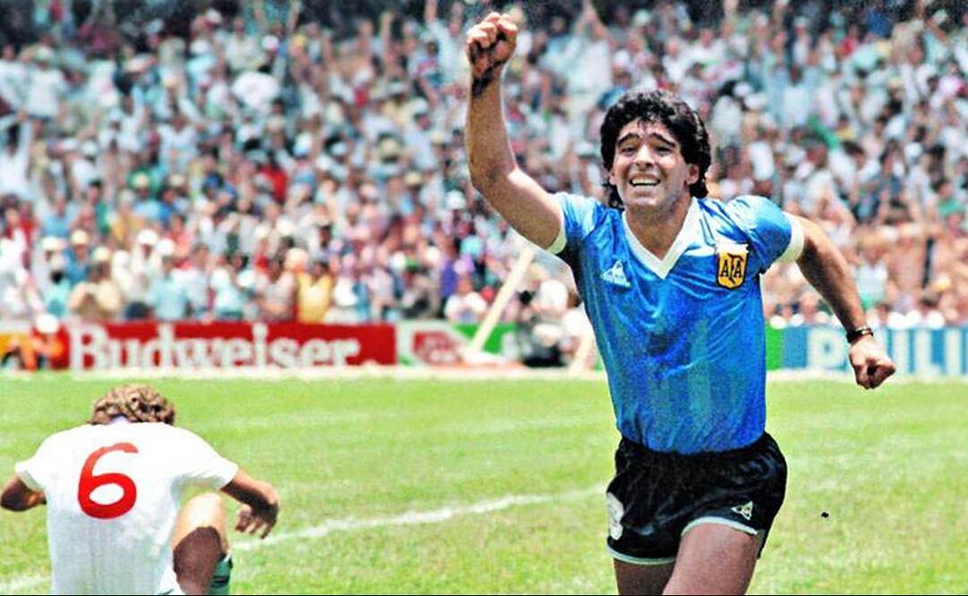 Maradona celebrando su segunda anotación contra Inglaterra en México 86 - FOTO: Especial