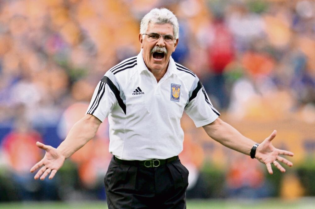 Ferretti dirigió como jugador al ahora entrenador de los auriazules (IMAGO7)