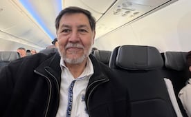 Noroña presume visita a Colombia; "viajé en archi recontra ultra primerísima clase", dice