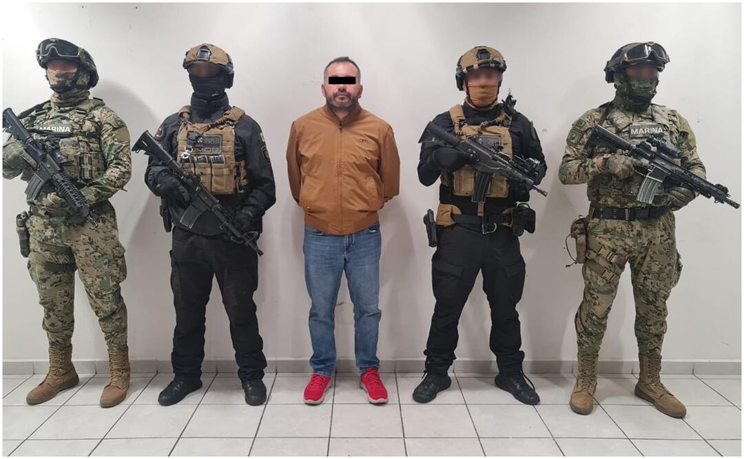 Alfredo Pozos Naranjo, perteneció a la extinta Policía Federal y era integrante de una célula delictiva dedicada al trasiego de droga desde el Aeropuerto Internacional de la Ciudad de México (AICM) con dirección a Europa.. Foto: Especial