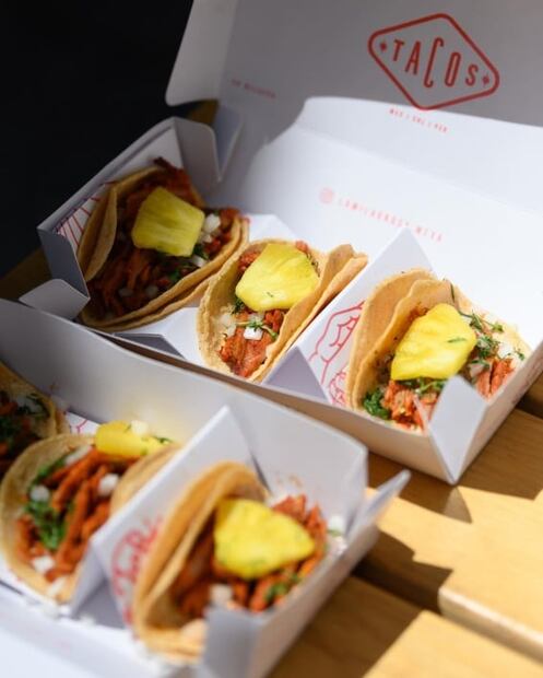 ¿Cuánto cuesta comer en la taquería de Juanpa Zurita? 