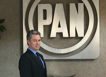 Manuel Goméz Morin revisa en el CEN del PAN set de debate