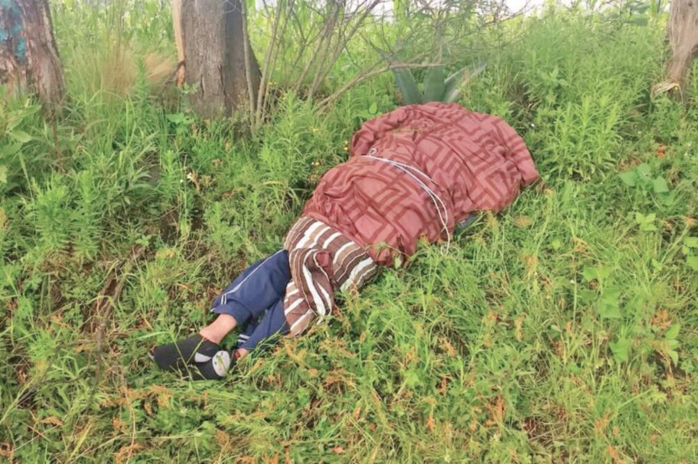 Violencia. Cerca de las 10:00 horas de ayer, policías fueron notificados de otro cuerpo en San Miguel Ajusco. Foto: ESPECIAL